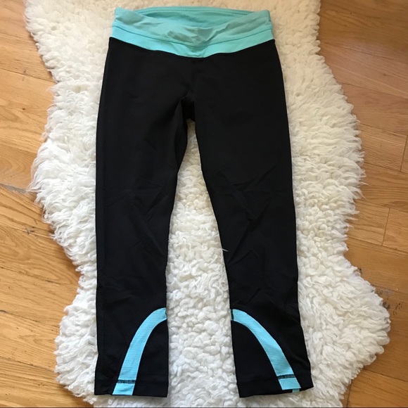 LULULEMON black/blue crop leggings - Picture 2 of 6